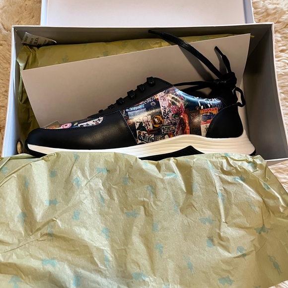 NWT Robert Graham G-force Sneakers - Picture 6 of 14